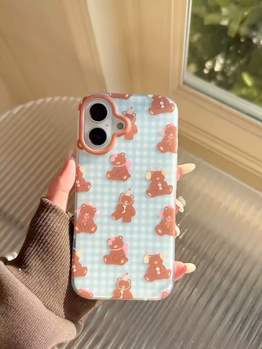 Cute Teddy Bear Matte Finish Designer Case for iPhone 16 Pro
