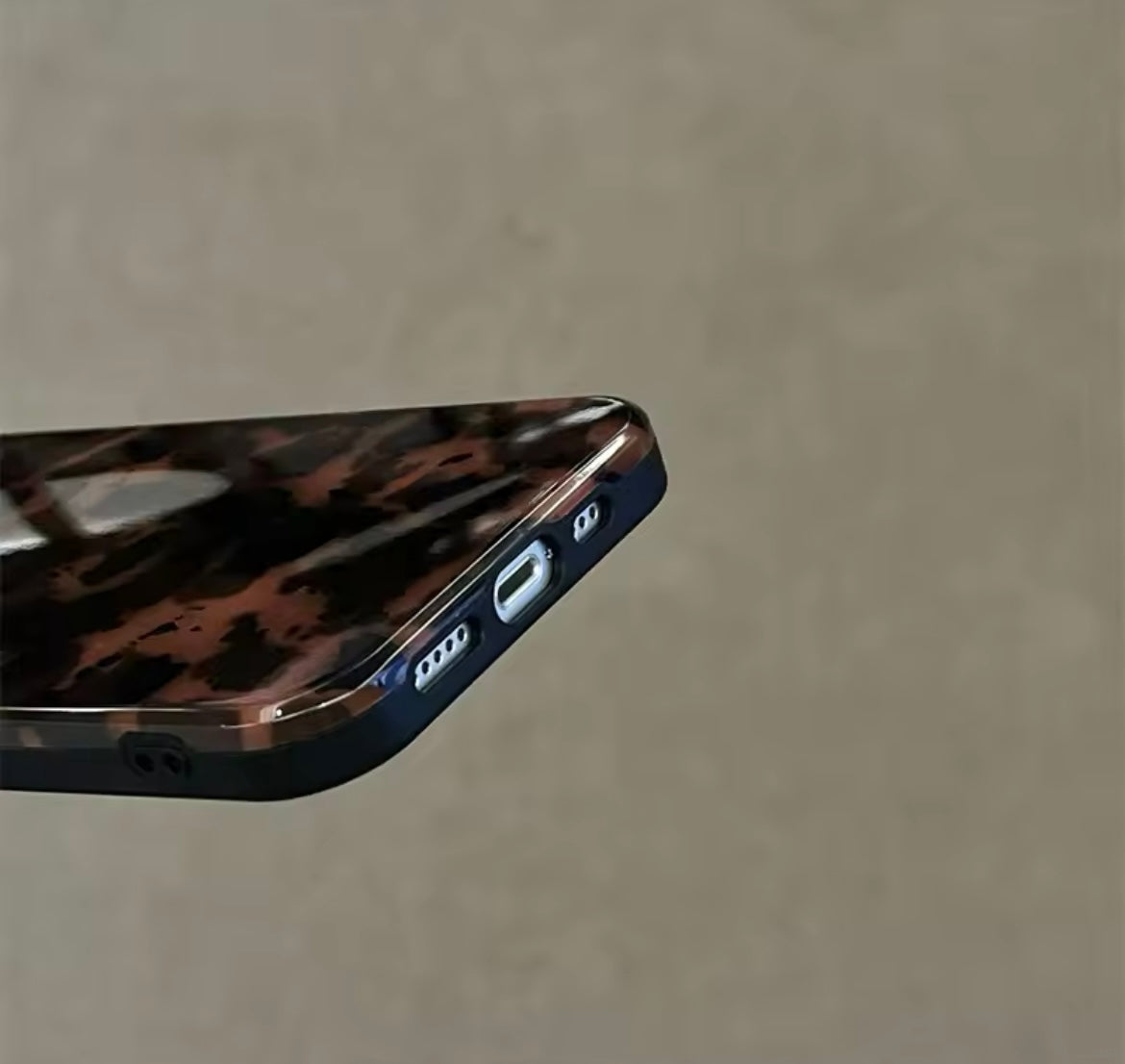 Protective Apple iPhone Back Cover - Brown Leopard Matching Phone Holder Silicone iPhone Case - Style 5