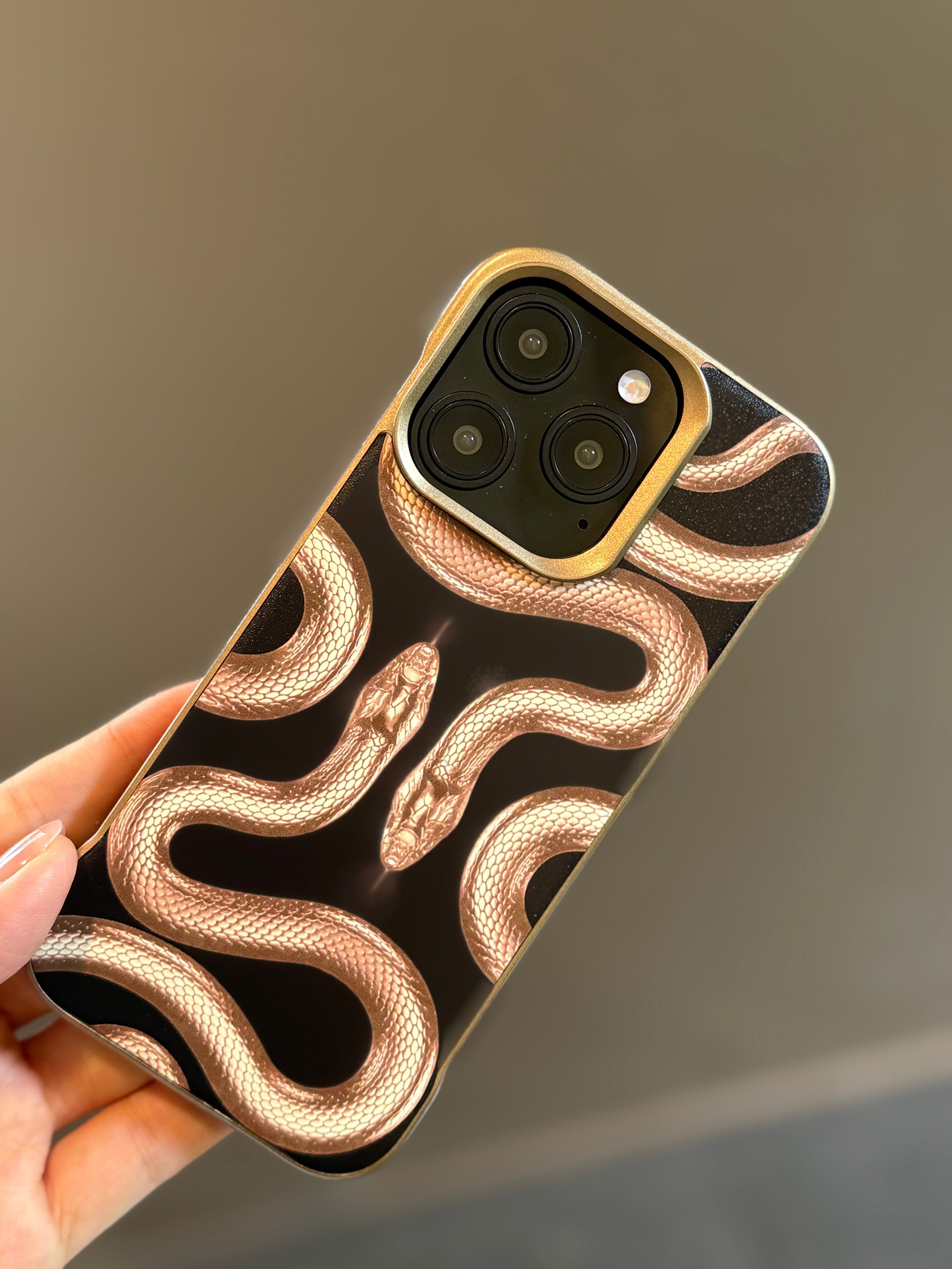 Protective Apple iPhone Back Cover - Frameless Designer Snake Magsafe Compatible Case for iPhone 16 Pro (Golden)