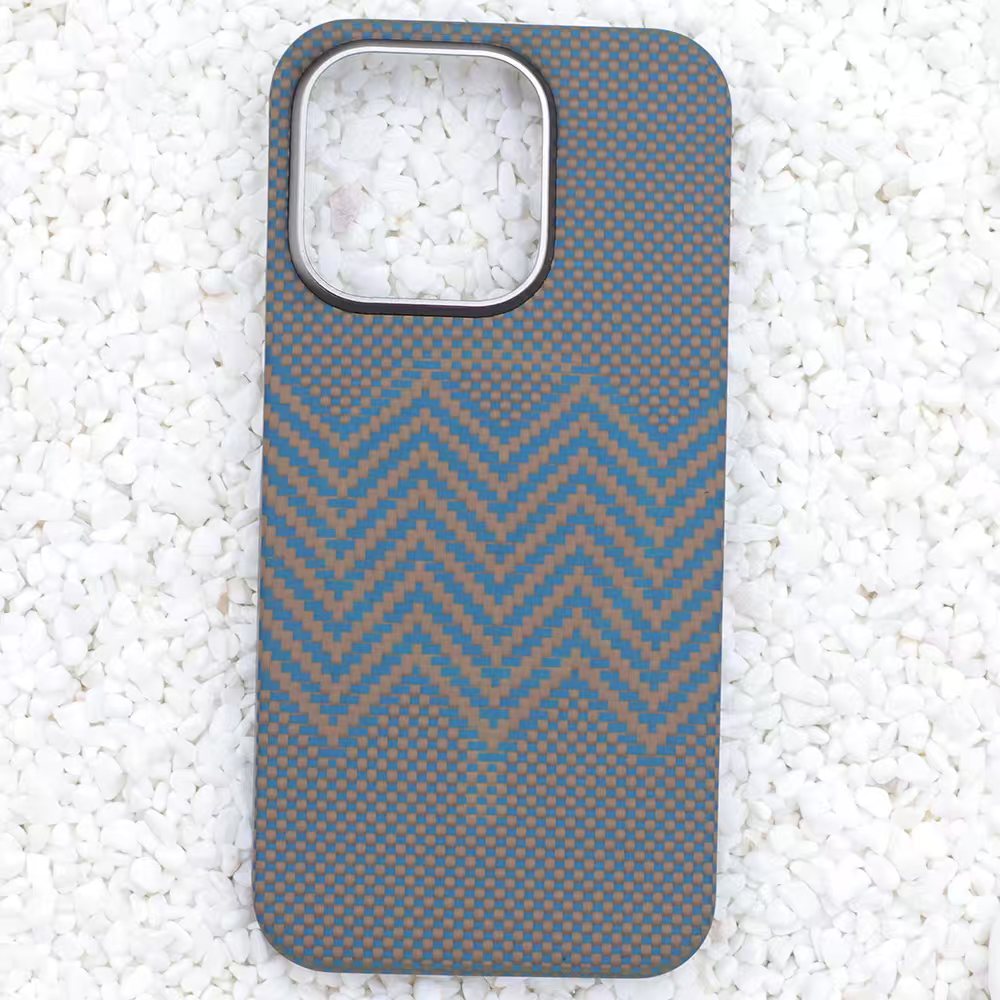 Protective Apple iPhone Back Cover - Aramid Carbon Fibre Ultra Slim Case for iPhone 16 Pro (Grey) - Style 2