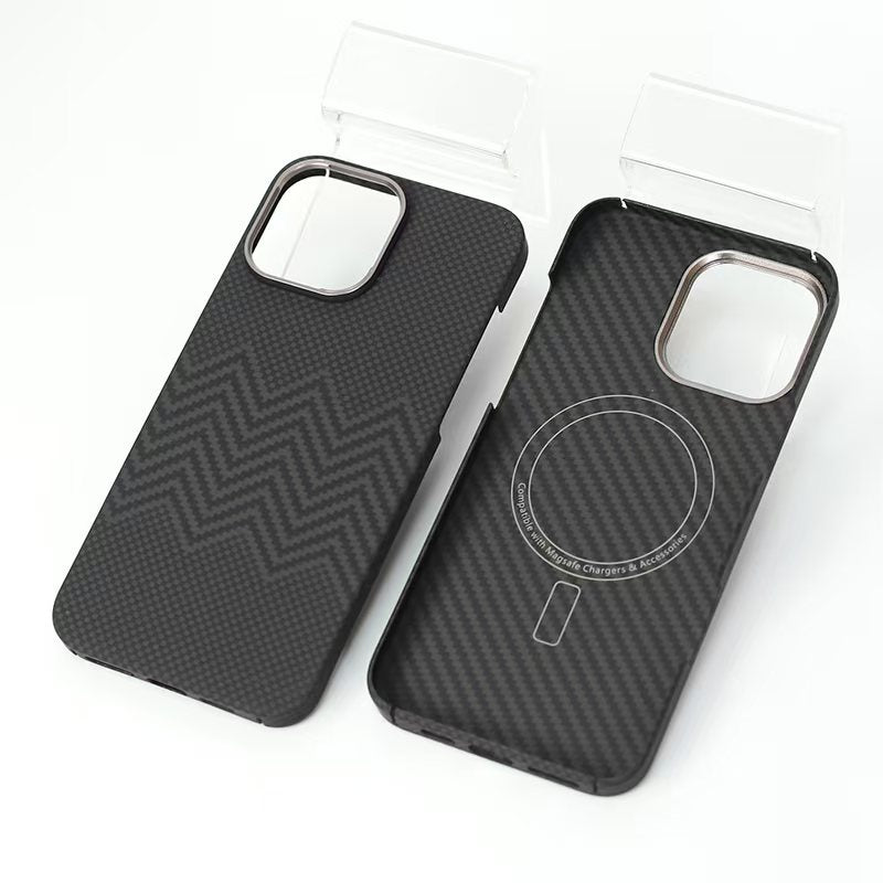 Protective Apple iPhone Back Cover - Aramid Carbon Fibre Ultra Slim Case for iPhone 16 Pro Max (Black)