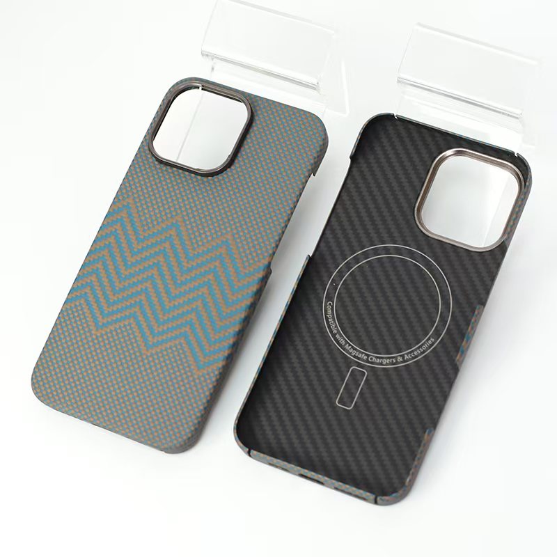 Protective Apple iPhone Back Cover - Aramid Carbon Fibre Ultra Slim Case for iPhone 16 Pro Max (Grey)