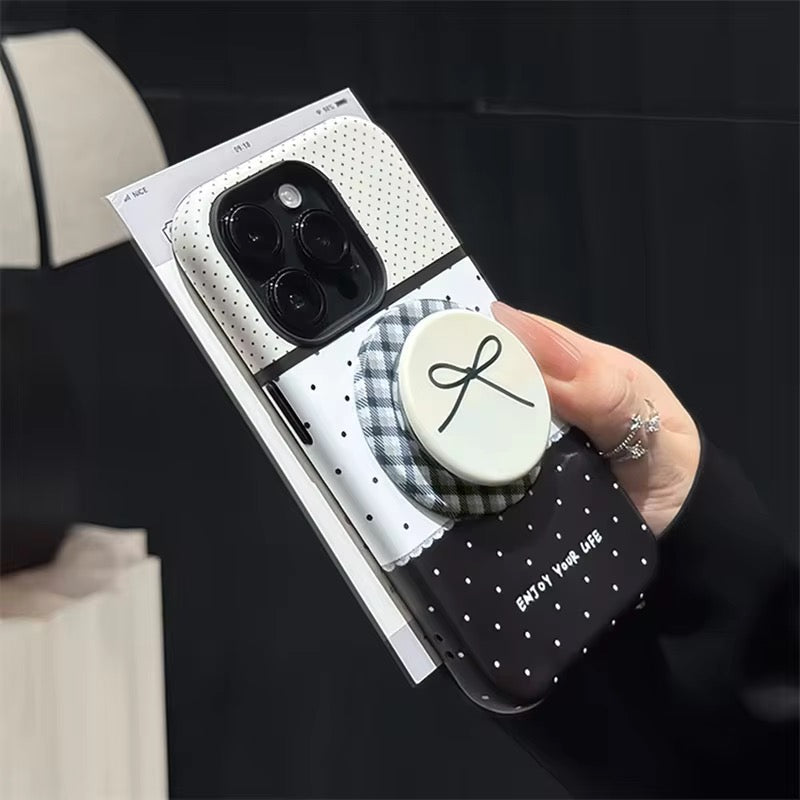 Protective Apple iPhone Back Cover - Black White Polka Dot Trendy Magsafe Magnetic Phone Holder iPhone Pre-Order Case - Style 3