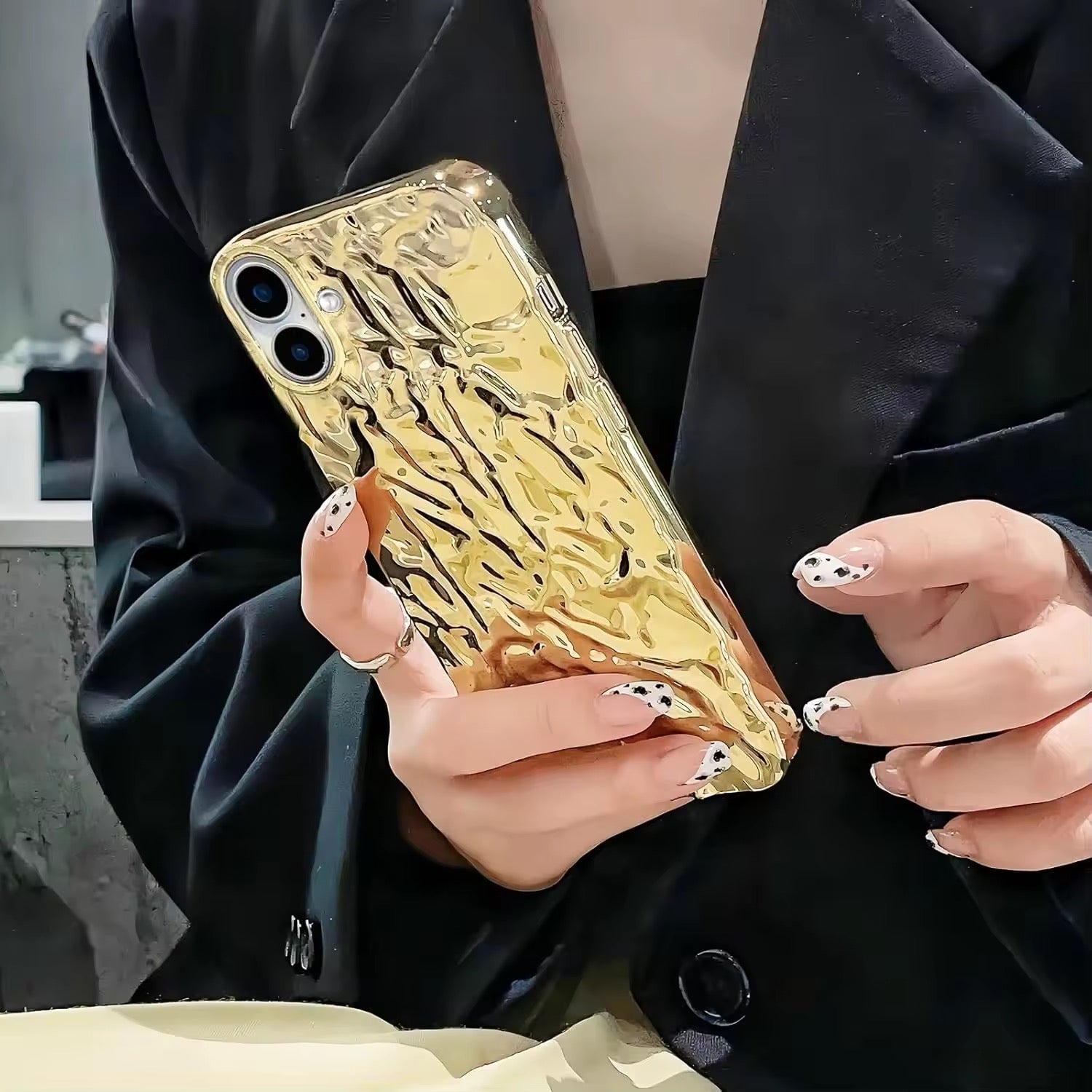 Protective Apple iPhone Back Cover - Wrinkle Golden Textured Glossy iPhone Soft Silicone Case - Style 7