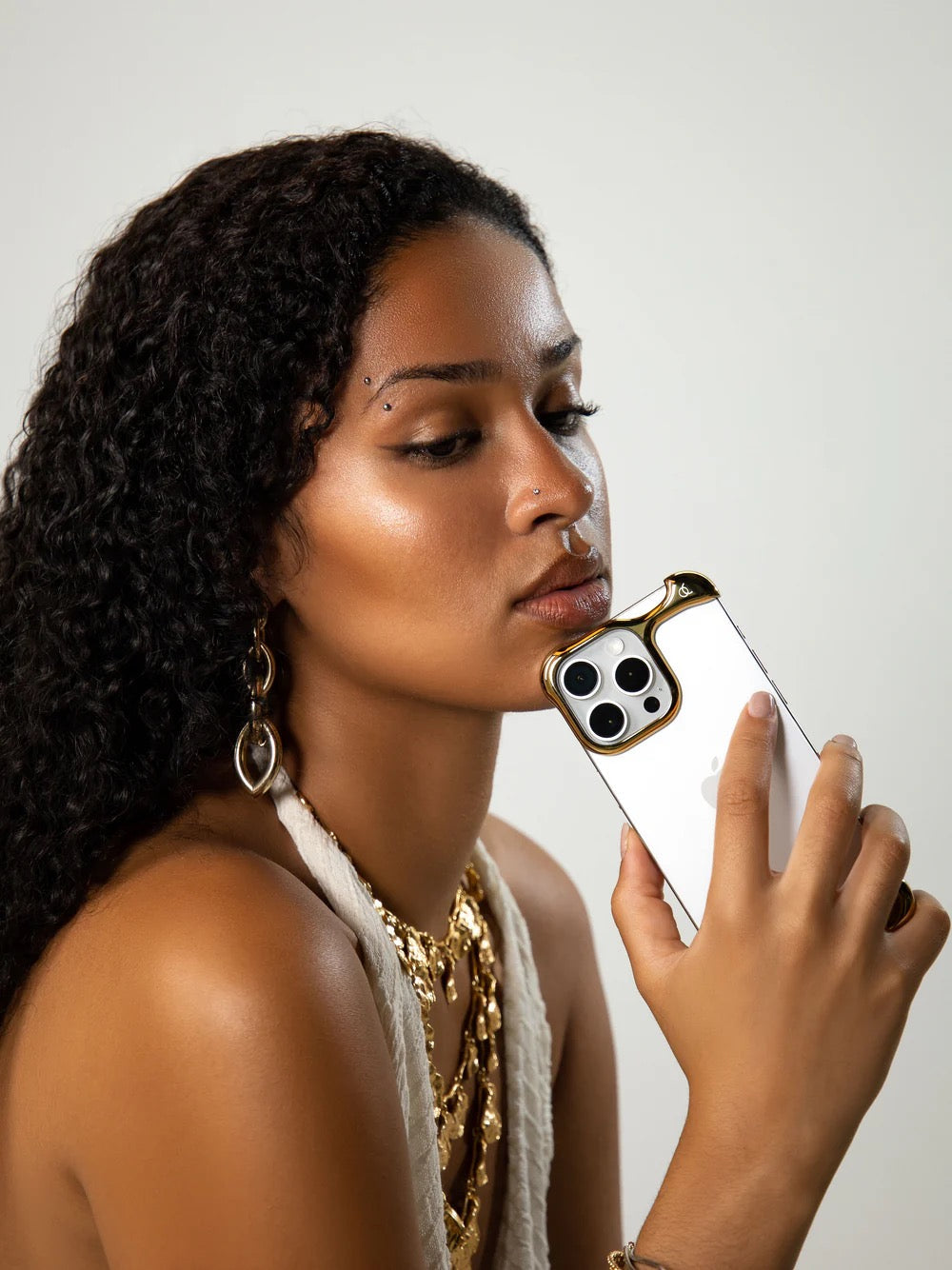 Protective Apple iPhone Back Cover - Premium Metal Bumper iPhone 16 Pro Case - Style 6