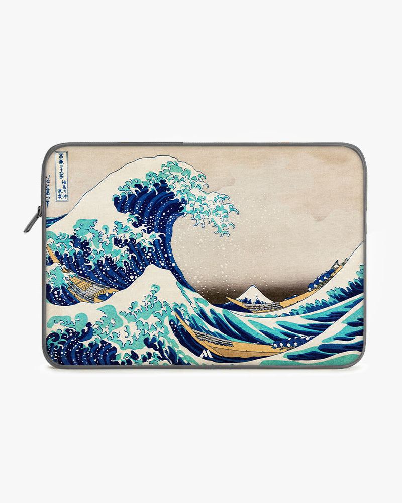 The Great Wave off Kanagawa [Katsushika Hokusai] MacBook / Laptop-Sleeve Mobile Case by CoverMeUp - Style 75