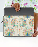 Peacock Fidelity MacBook / Laptop-Sleeve Mobile Case by CoverMeUp - Style 103