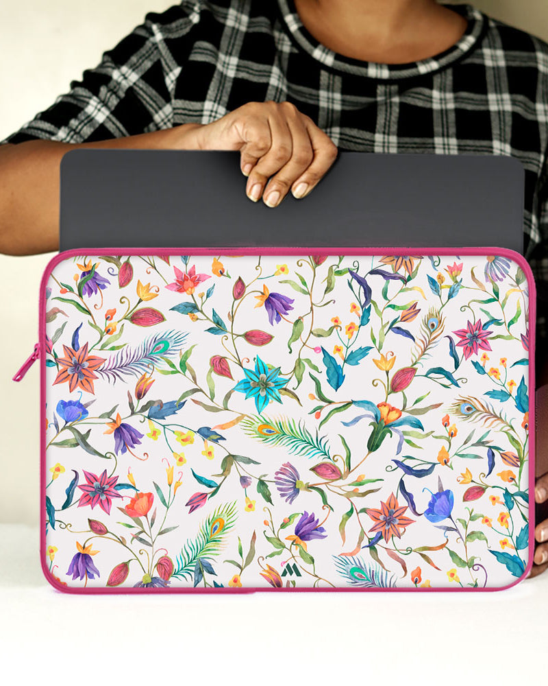 Peacock Feathers in the Garden MacBook / Laptop-Sleeve Mobile Case by CoverMeUp - Style 30