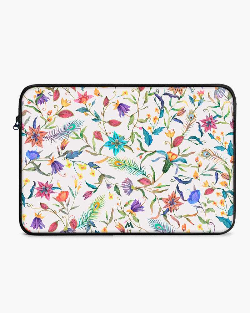 Peacock Feathers in the Garden MacBook / Laptop-Sleeve Mobile Case by CoverMeUp - Style 7