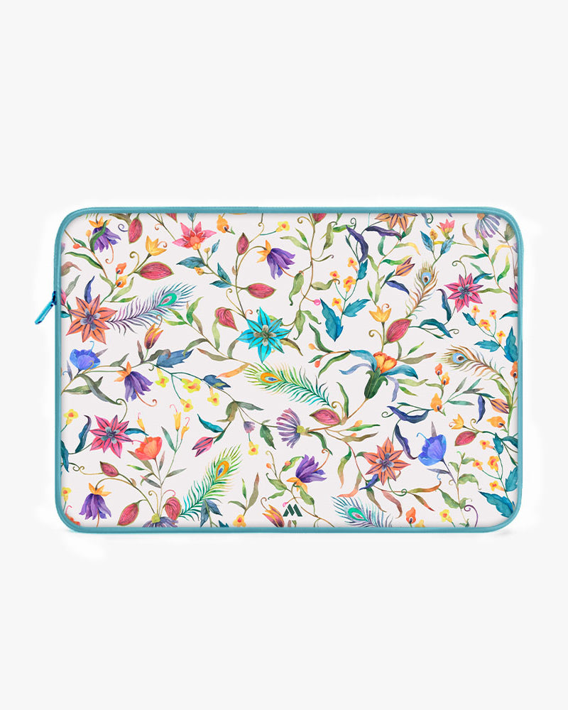 Peacock Feathers in the Garden MacBook / Laptop-Sleeve Mobile Case by CoverMeUp - Style 83