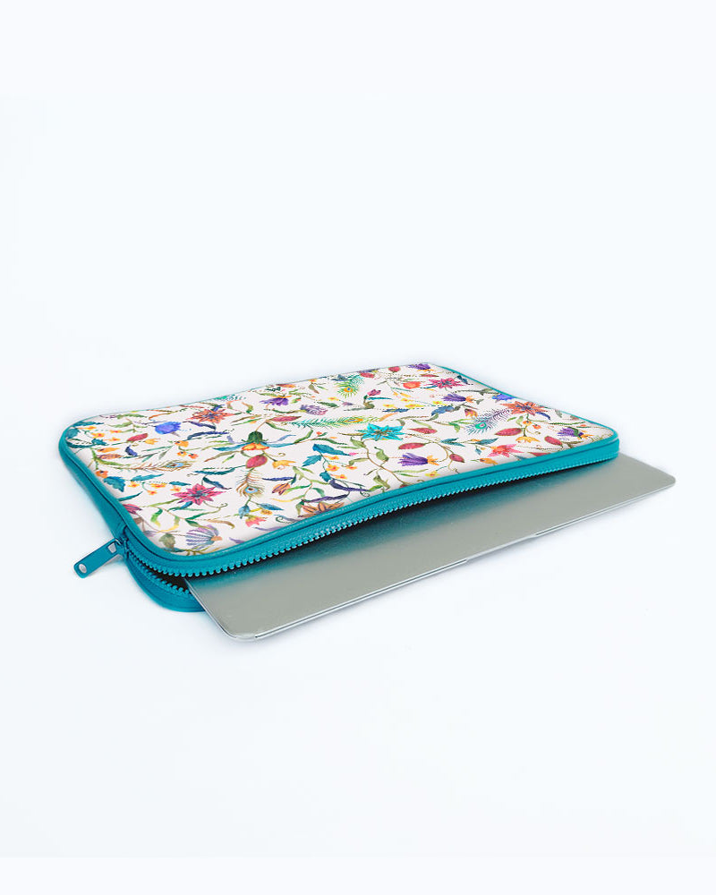 Peacock Feathers in the Garden MacBook / Laptop-Sleeve Mobile Case by CoverMeUp - Style 84