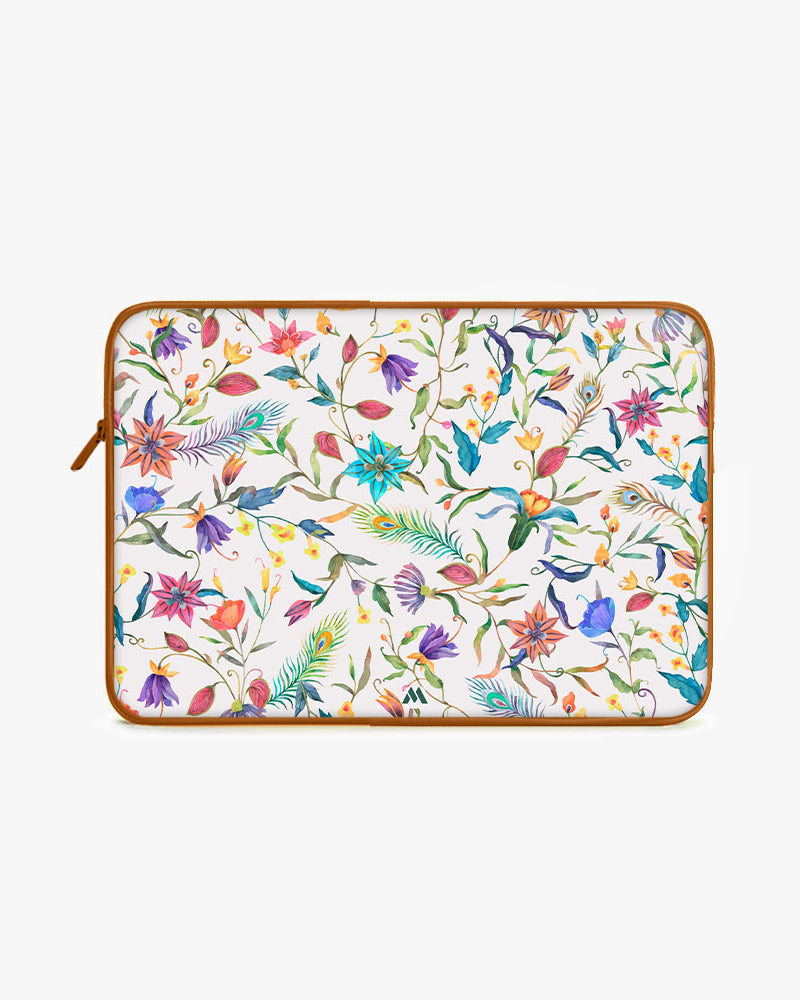 Peacock Feathers in the Garden MacBook / Laptop-Sleeve Mobile Case by CoverMeUp - Style 104