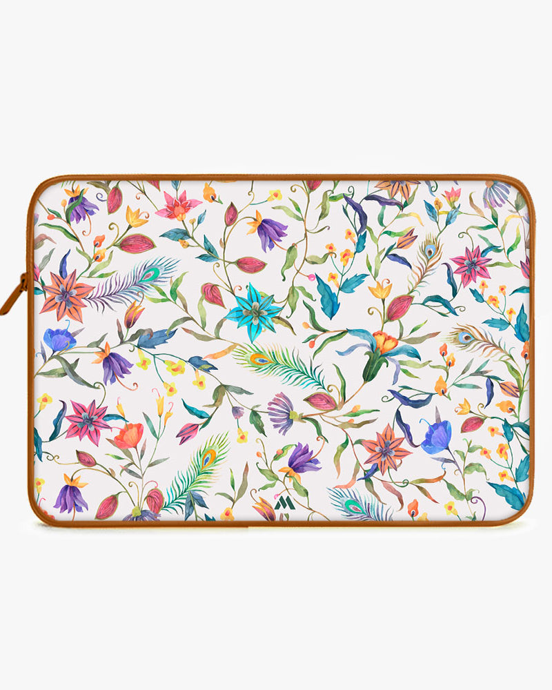 Peacock Feathers in the Garden MacBook / Laptop-Sleeve Mobile Case by CoverMeUp - Style 125