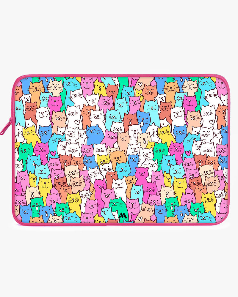 Kawaii Kitty MacBook / Laptop-Sleeve Mobile Case by CoverMeUp - Style 4