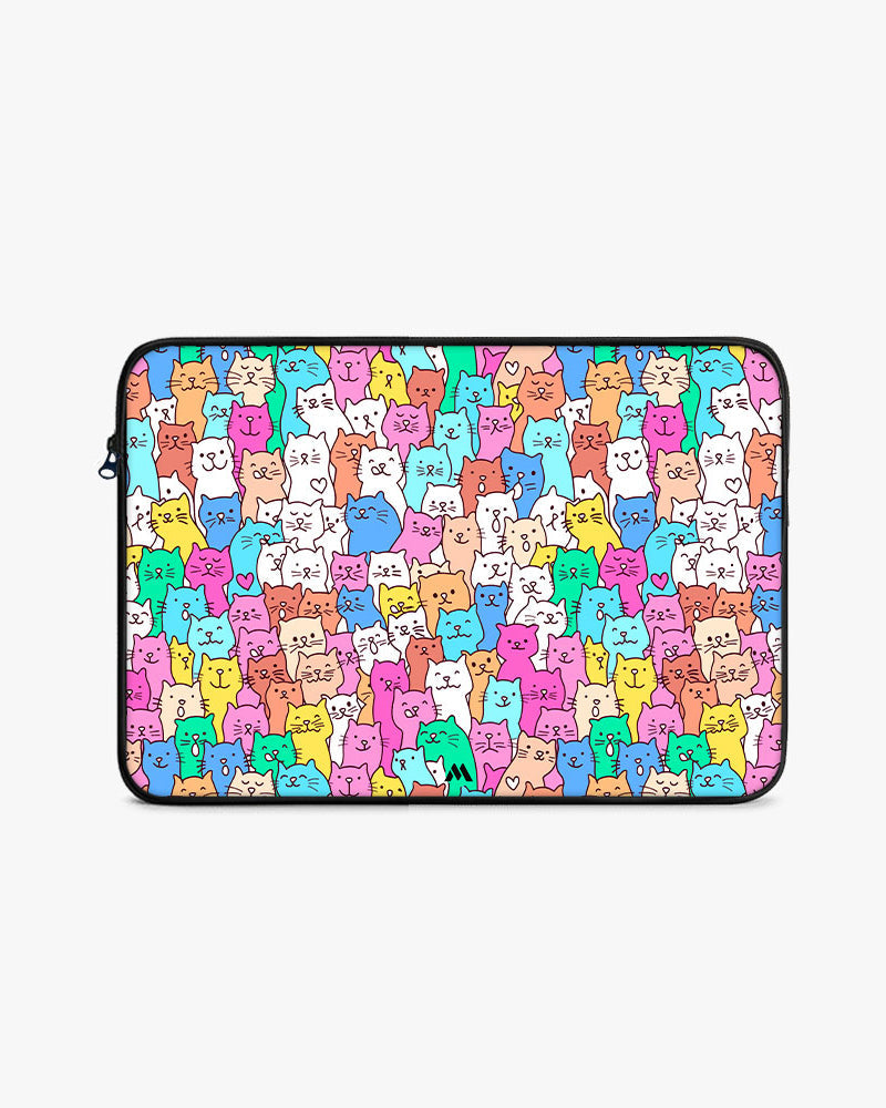 Kawaii Kitty MacBook / Laptop-Sleeve Mobile Case by CoverMeUp - Style 44
