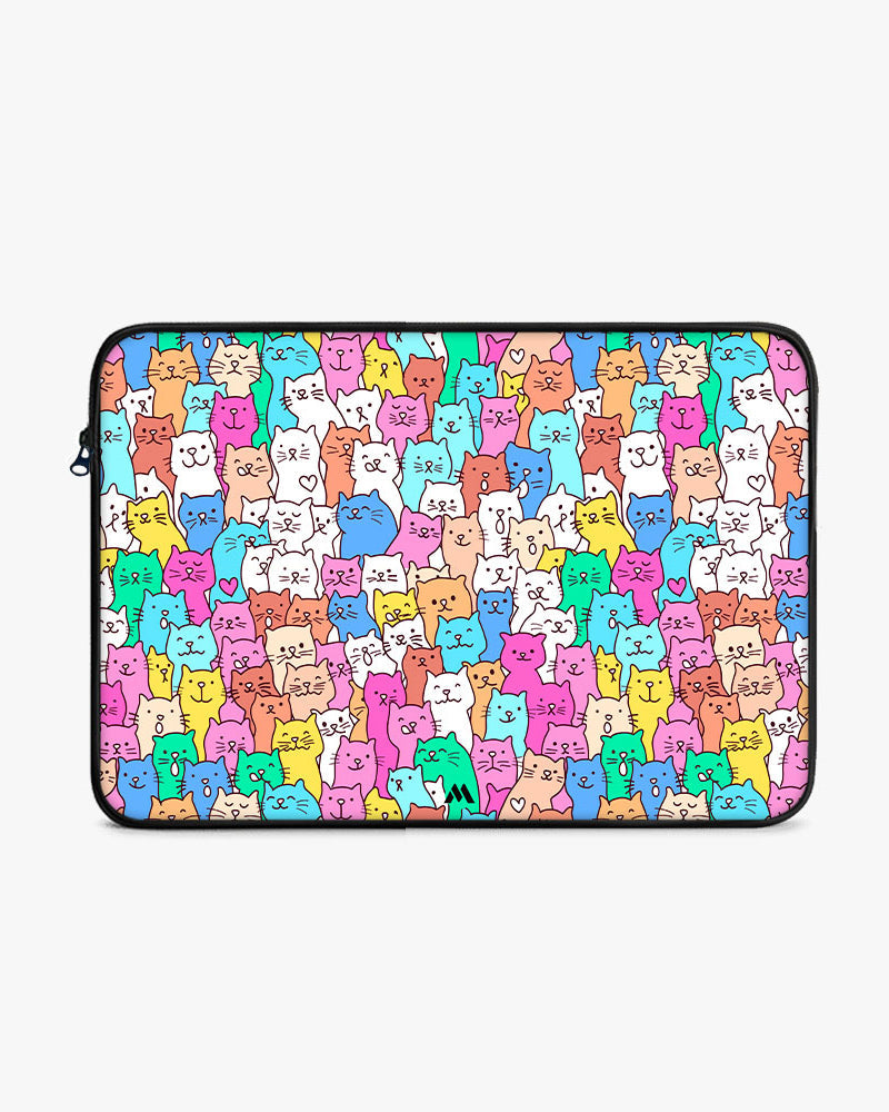 Kawaii Kitty MacBook / Laptop-Sleeve Mobile Case by CoverMeUp - Style 6