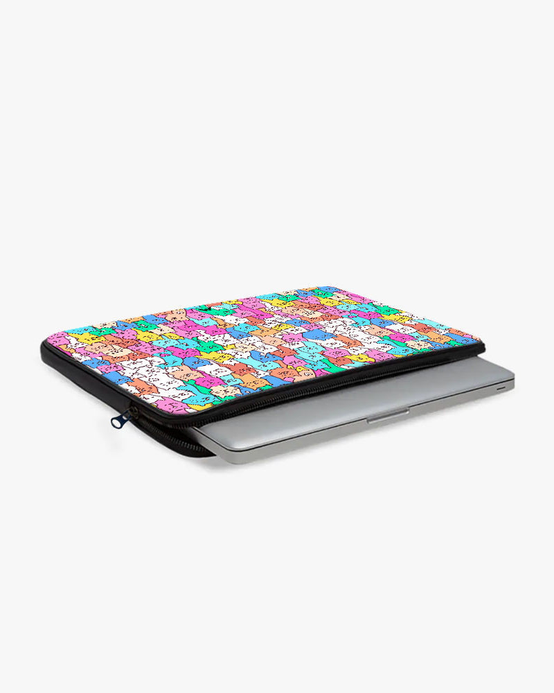 Kawaii Kitty MacBook / Laptop-Sleeve Mobile Case by CoverMeUp - Style 59