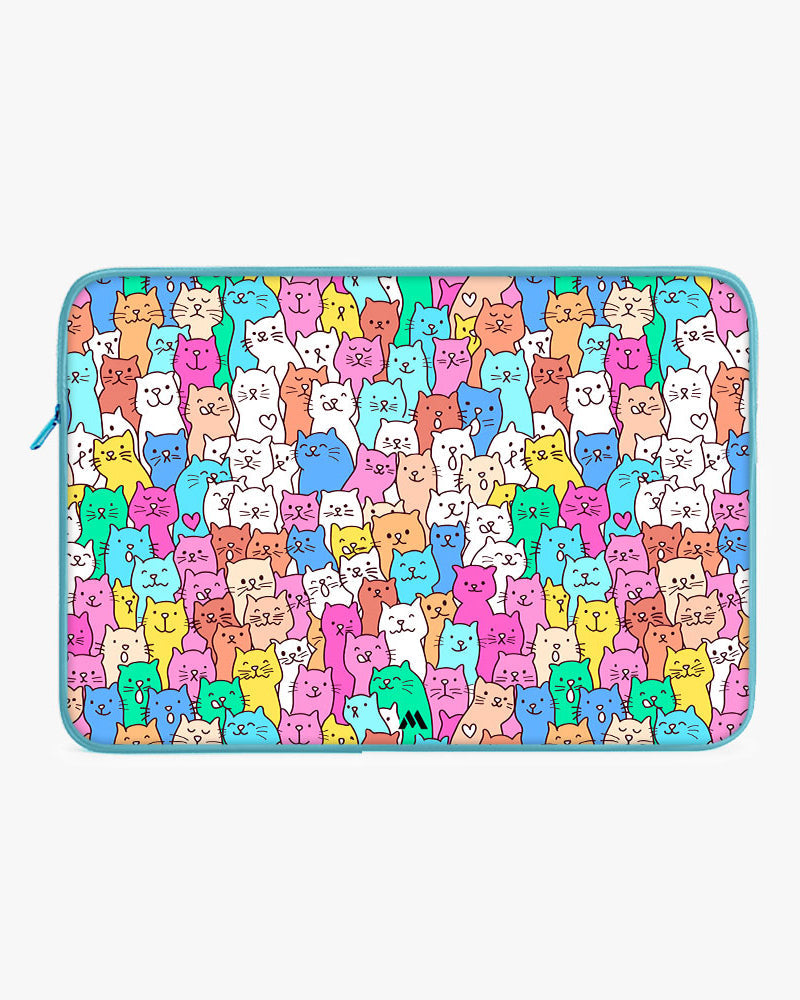 Kawaii Kitty MacBook / Laptop-Sleeve Mobile Case by CoverMeUp - Style 86