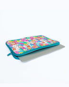 Kawaii Kitty MacBook / Laptop-Sleeve Mobile Case by CoverMeUp - Style 94