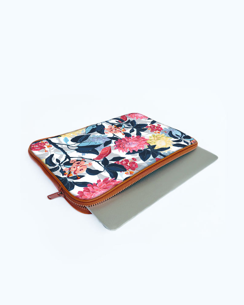 Art Floral MacBook / Laptop-Sleeve Mobile Case by CoverMeUp - Style 66