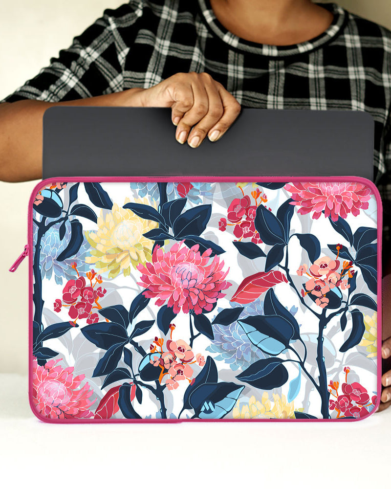 Art Floral MacBook / Laptop-Sleeve Mobile Case by CoverMeUp - Style 110