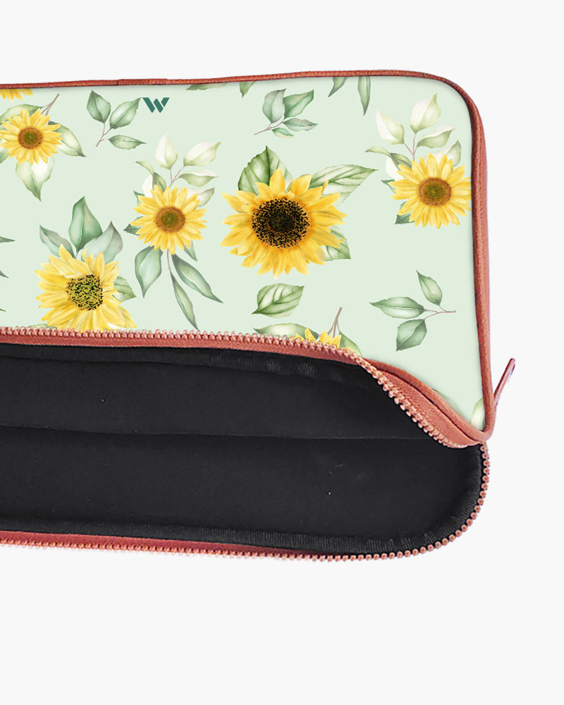Summer Sunflowers MacBook / Laptop-Sleeve Mobile Case by CoverMeUp - Style 20