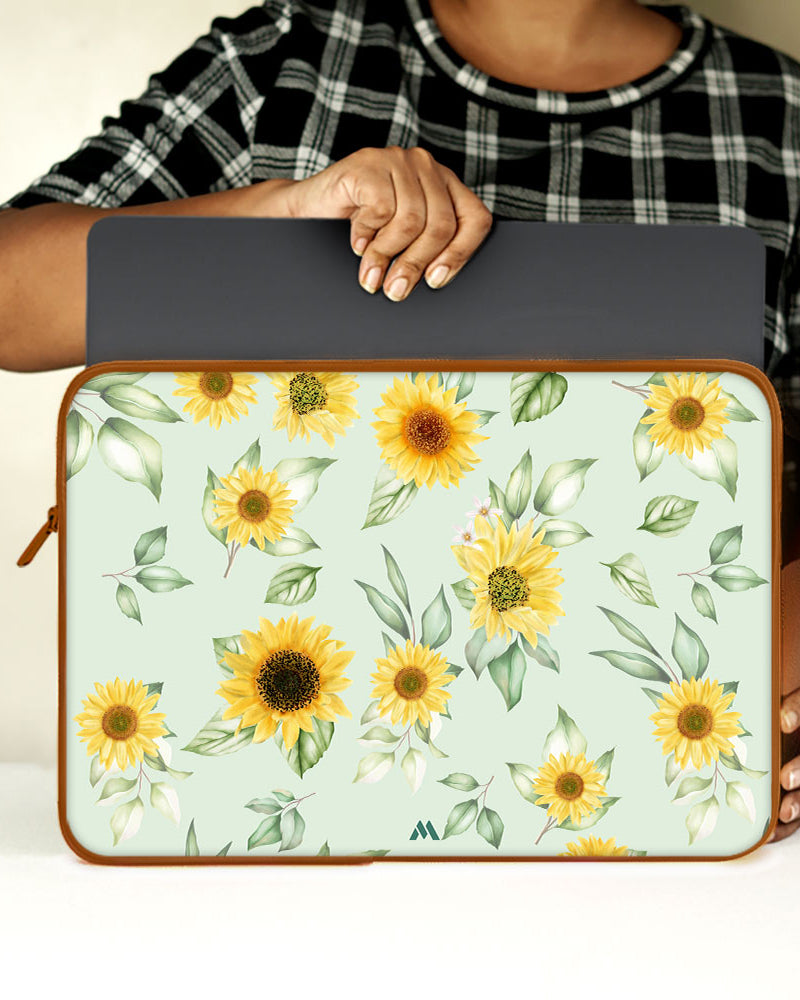 Summer Sunflowers MacBook / Laptop-Sleeve Mobile Case by CoverMeUp - Style 26