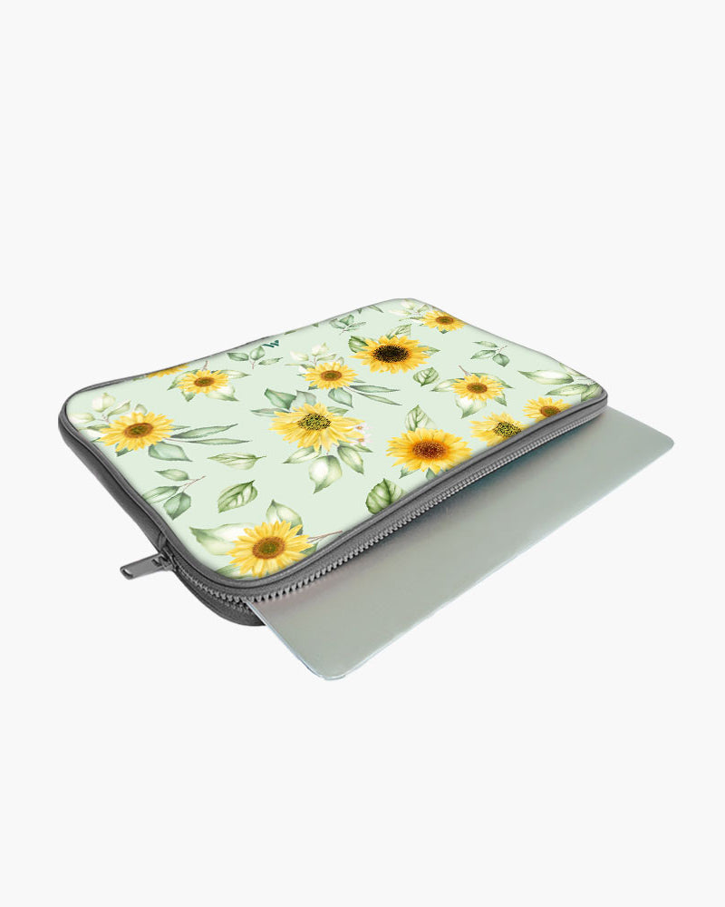 Summer Sunflowers MacBook / Laptop-Sleeve Mobile Case by CoverMeUp - Style 108