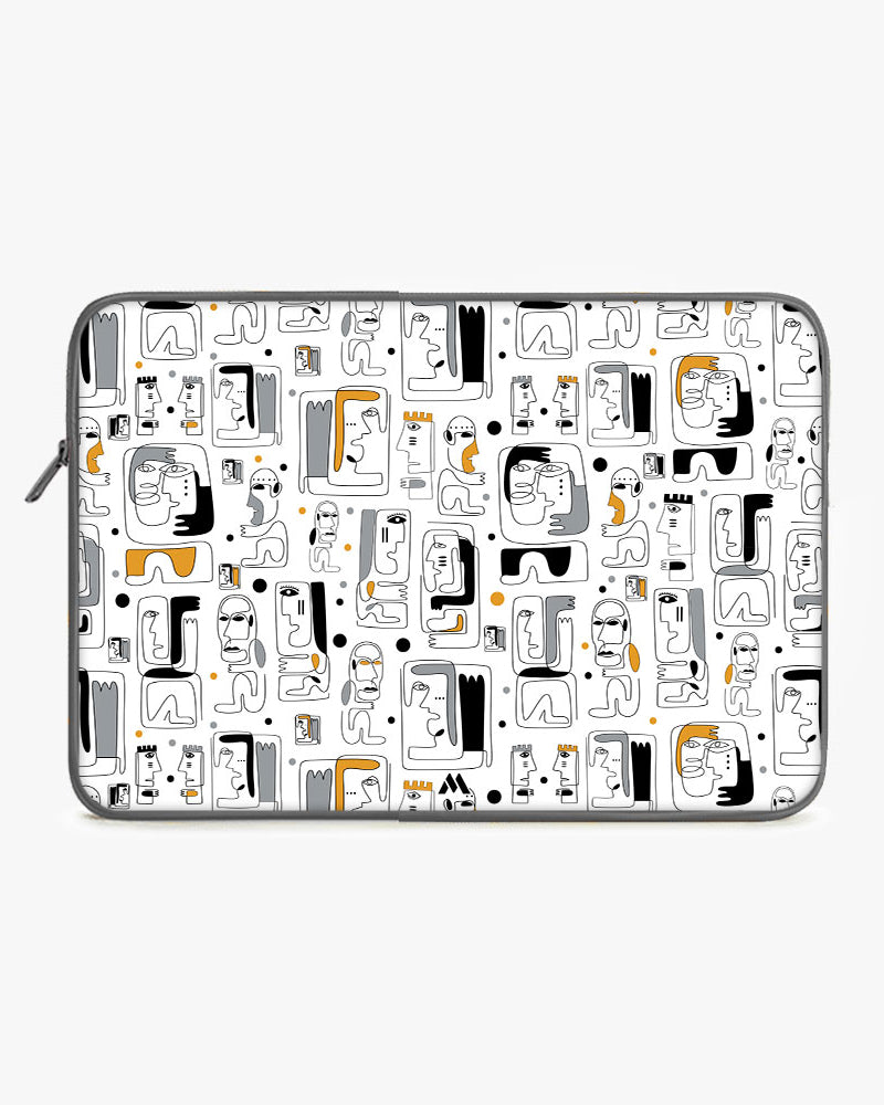 Minimalist Faces MacBook / Laptop-Sleeve Mobile Case by CoverMeUp - Style 3