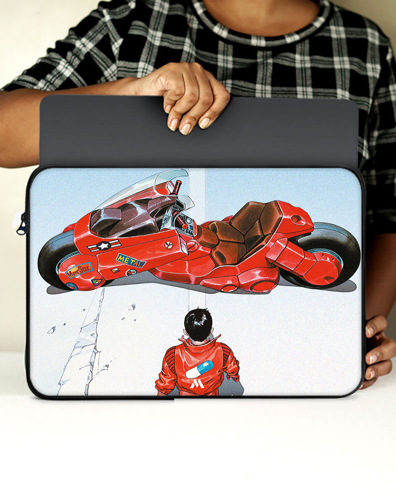 Akira - Kaneda's Bike MacBook / Laptop-Sleeve Mobile Case by CoverMeUp - Style 54
