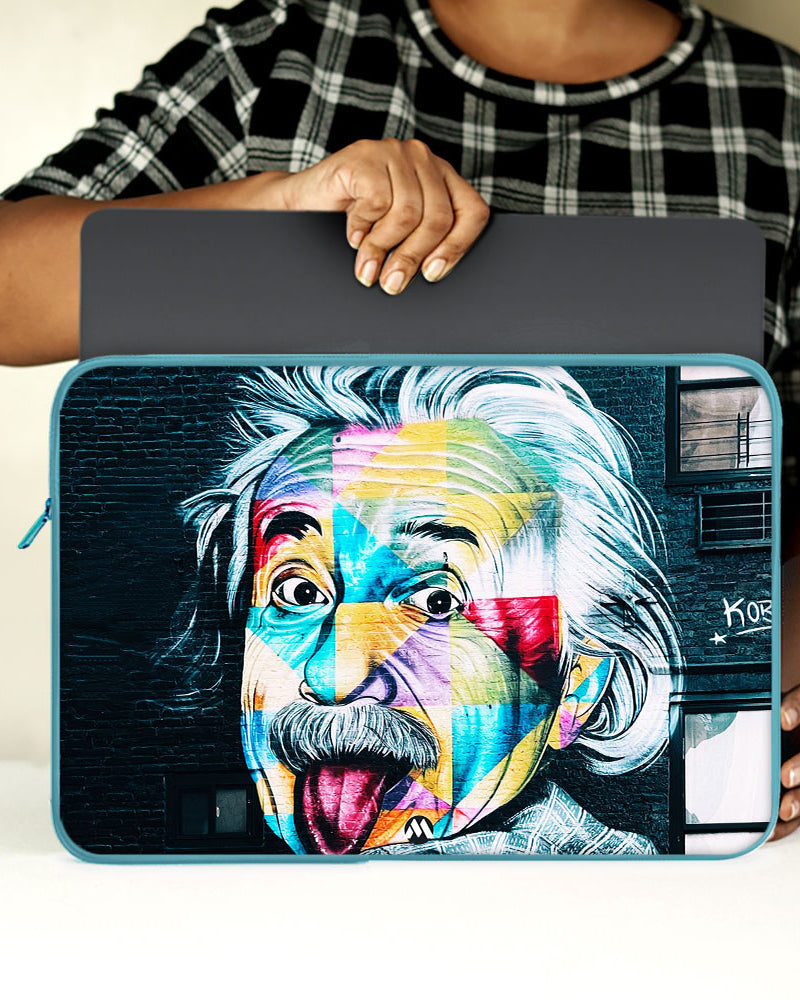 Graffiti-Einstein MacBook / Laptop-Sleeve Mobile Case by CoverMeUp - Style 29