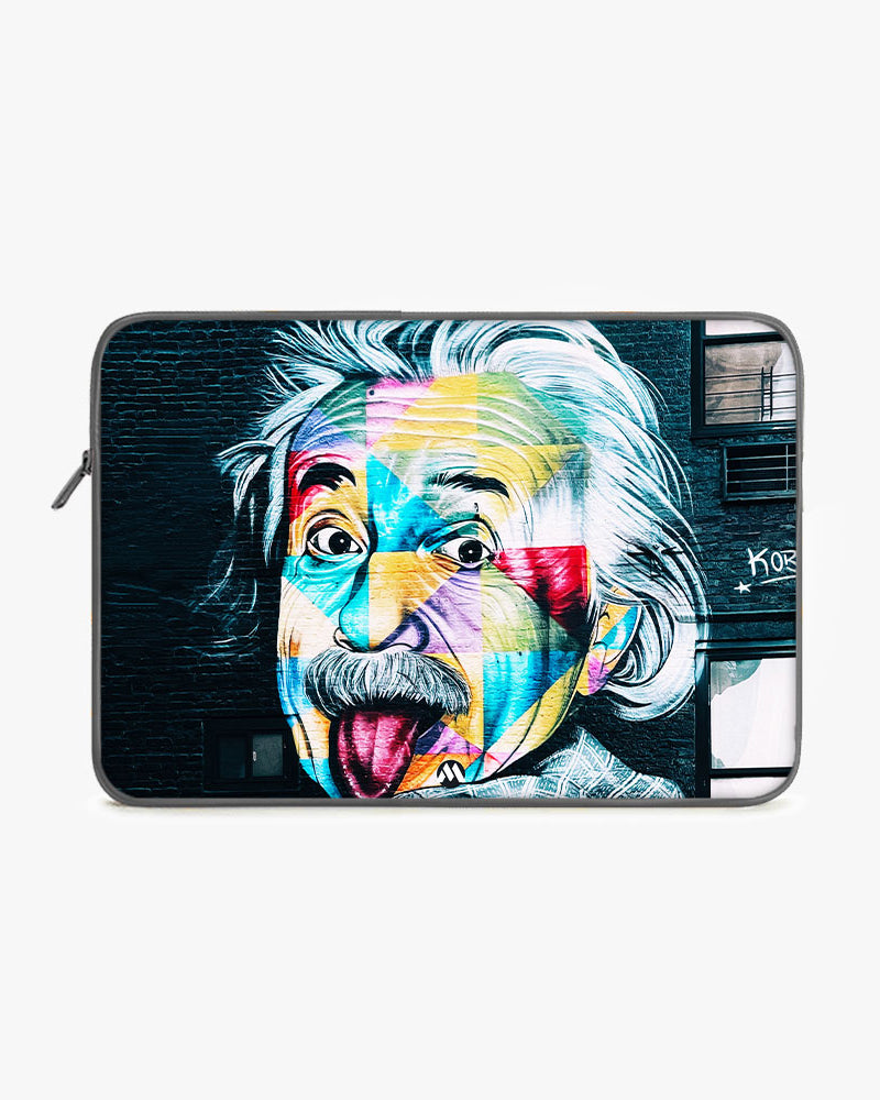 Graffiti-Einstein MacBook / Laptop-Sleeve Mobile Case by CoverMeUp - Style 10