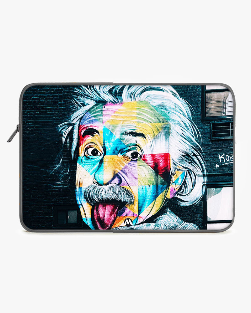 Graffiti-Einstein MacBook / Laptop-Sleeve Mobile Case by CoverMeUp - Style 11