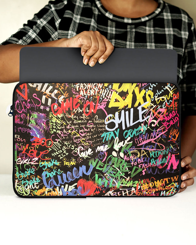 Graffiti-Walled MacBook / Laptop-Sleeve Mobile Case by CoverMeUp - Style 37