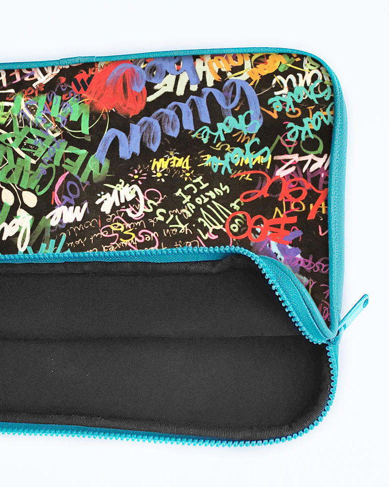 Graffiti-Walled MacBook / Laptop-Sleeve Mobile Case by CoverMeUp - Style 71