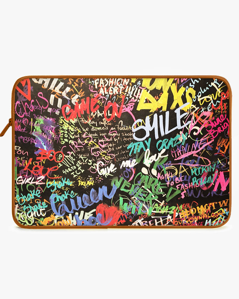 Graffiti-Walled MacBook / Laptop-Sleeve Mobile Case by CoverMeUp - Style 97