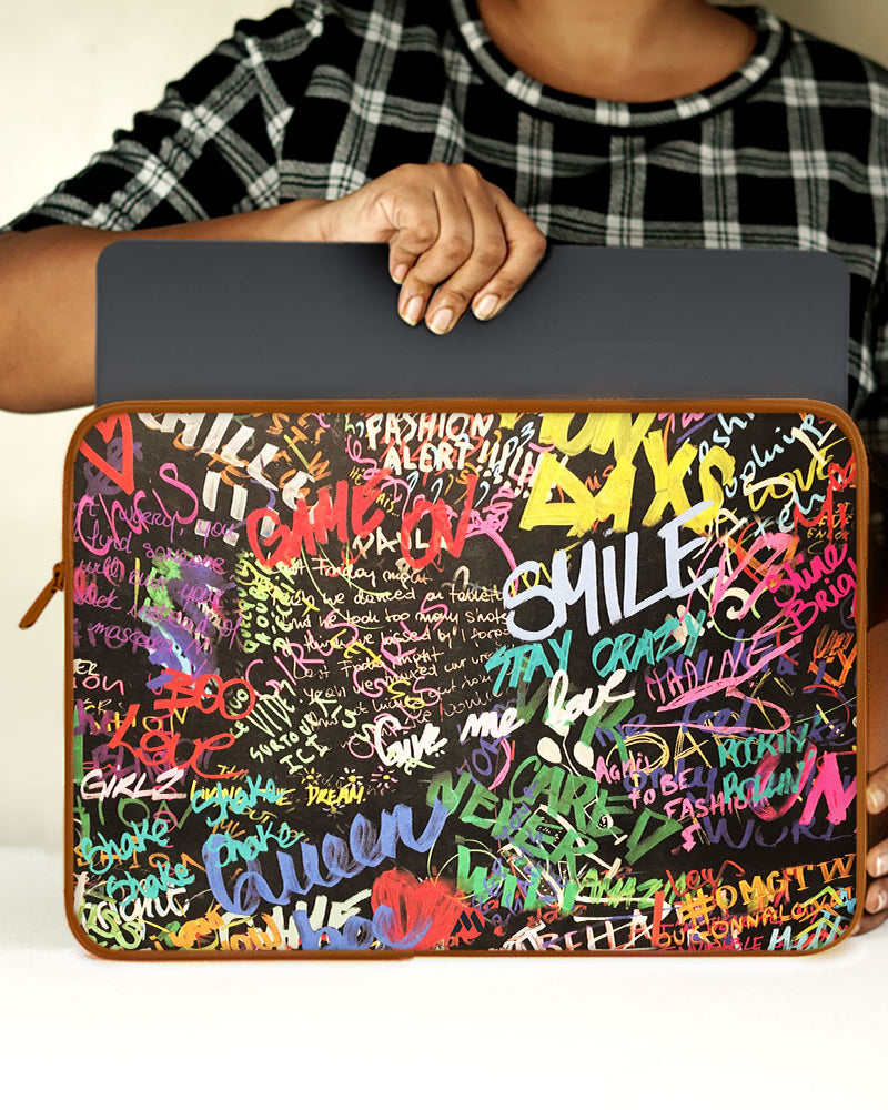 Graffiti-Walled MacBook / Laptop-Sleeve Mobile Case by CoverMeUp - Style 100