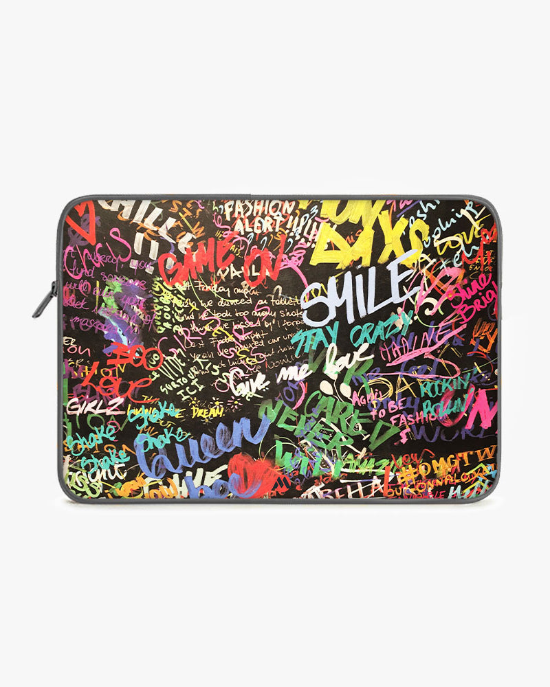 Graffiti-Walled MacBook / Laptop-Sleeve Mobile Case by CoverMeUp - Style 111