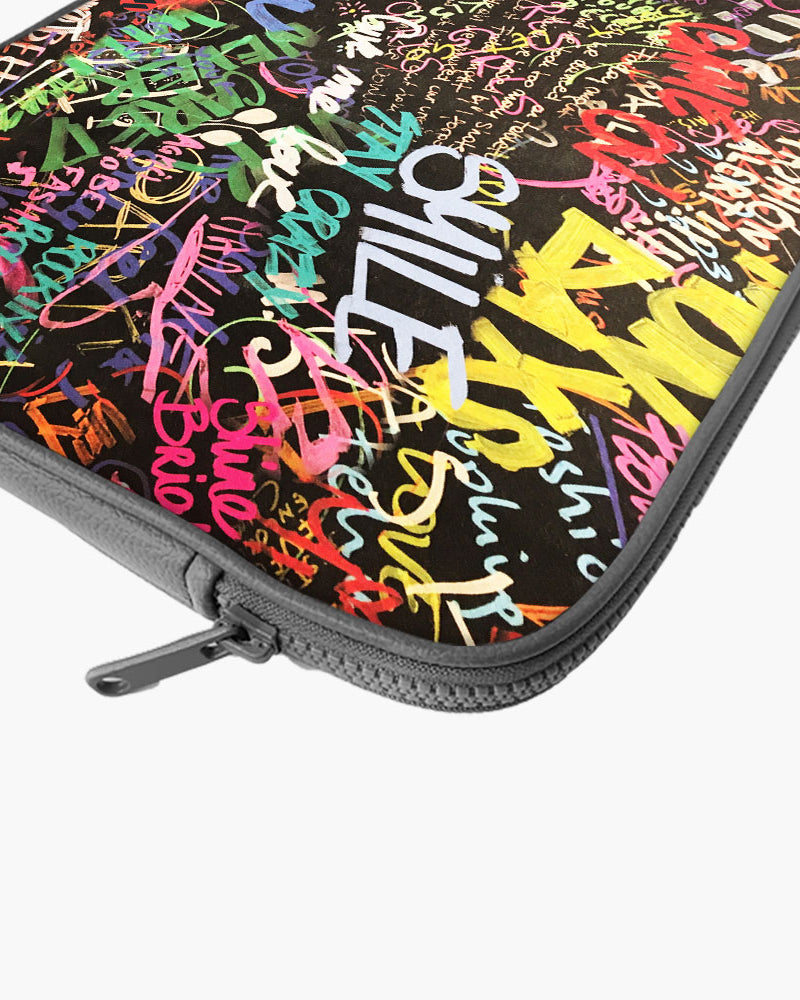 Graffiti-Walled MacBook / Laptop-Sleeve Mobile Case by CoverMeUp - Style 129