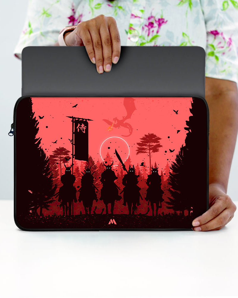 Horsemen of Death MacBook / Laptop-Sleeve Mobile Case by CoverMeUp - Style 19