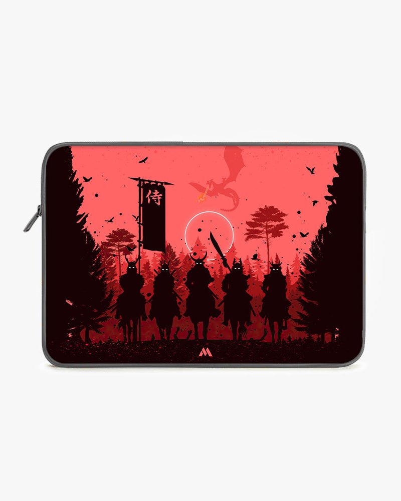 Horsemen of Death MacBook / Laptop-Sleeve Mobile Case by CoverMeUp - Style 10