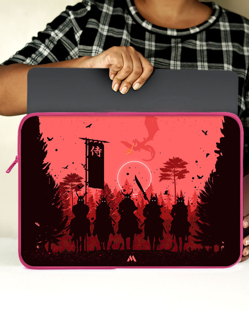 Horsemen of Death MacBook / Laptop-Sleeve Mobile Case by CoverMeUp - Style 117