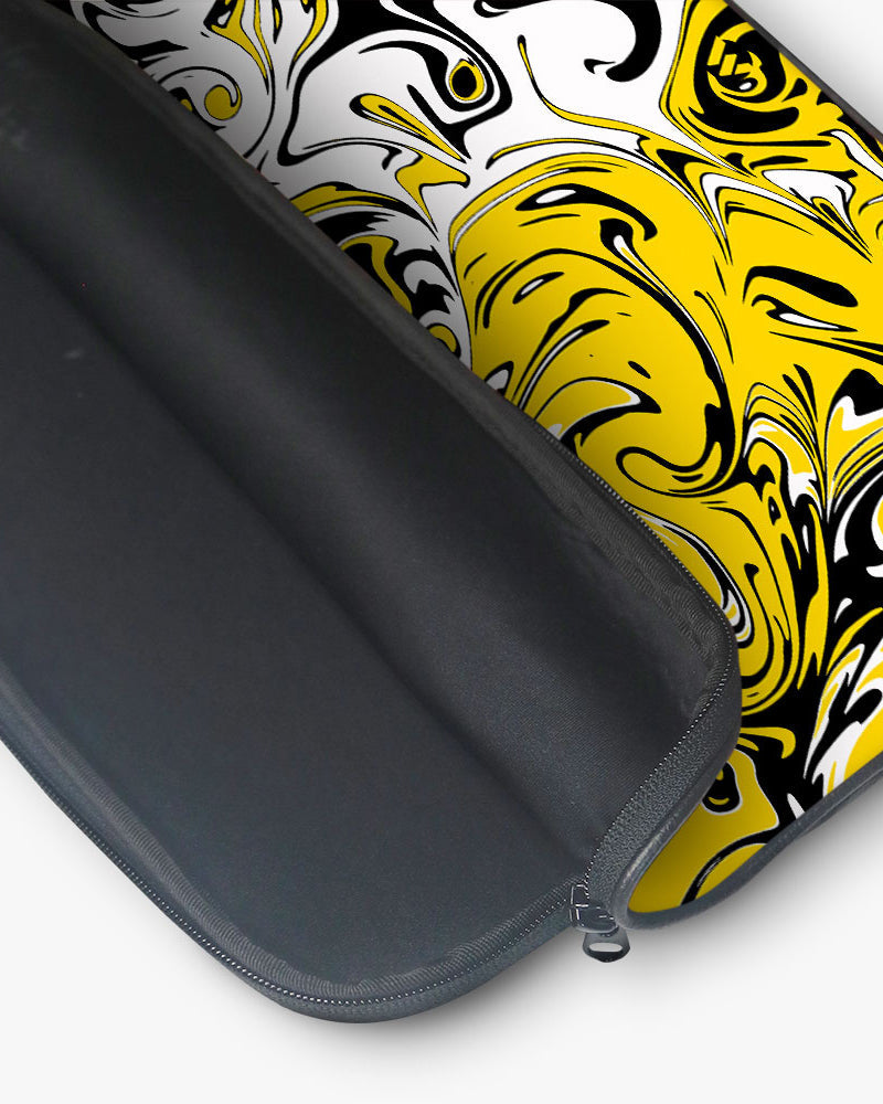 Liquid Marble Swirls MacBook / Laptop-Sleeve Mobile Case by CoverMeUp - Style 35
