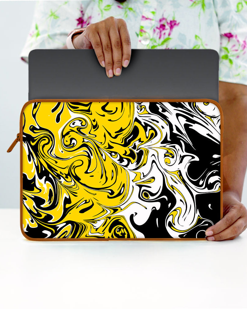 Liquid Marble Swirls MacBook / Laptop-Sleeve Mobile Case by CoverMeUp - Style 43