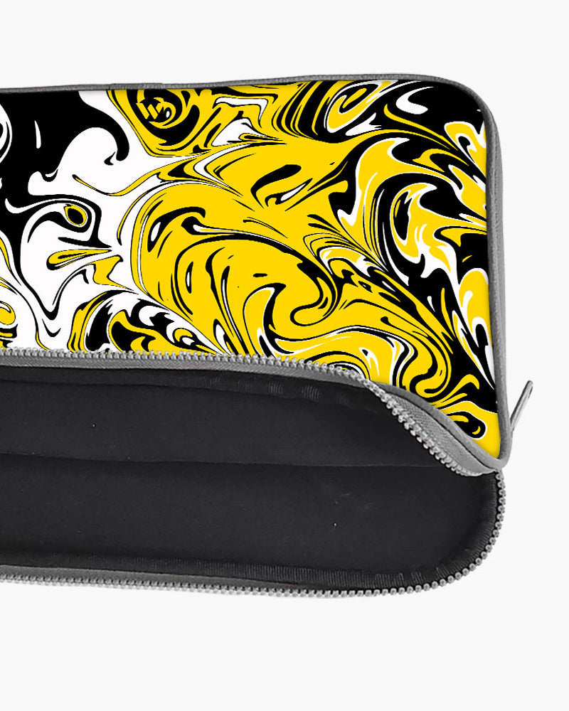 Liquid Marble Swirls MacBook / Laptop-Sleeve Mobile Case by CoverMeUp - Style 72