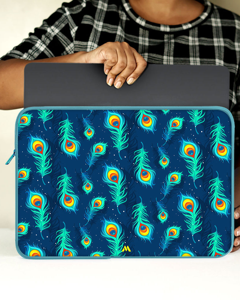 Peacock Feathered Night Sky MacBook / Laptop-Sleeve Mobile Case by CoverMeUp - Style 32