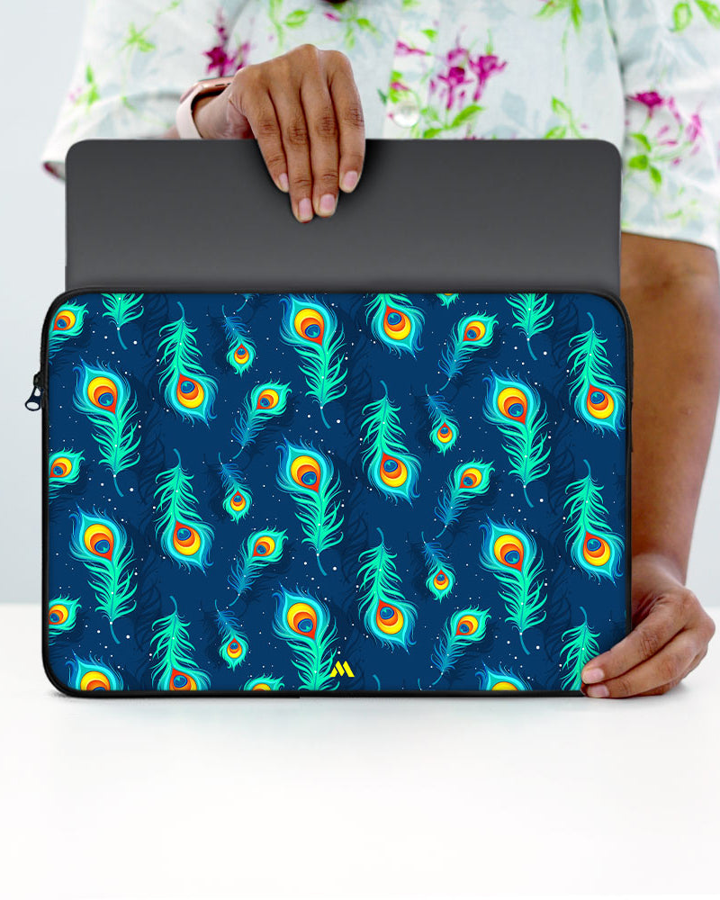 Peacock Feathered Night Sky MacBook / Laptop-Sleeve Mobile Case by CoverMeUp - Style 39
