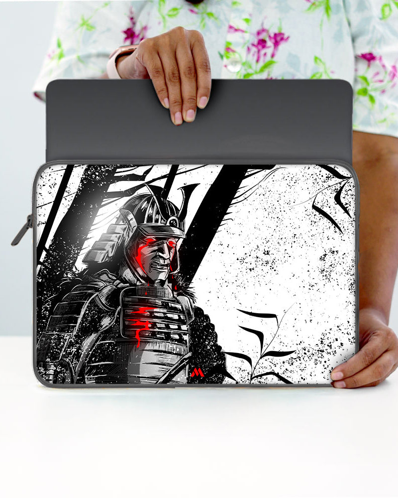Samurai Death Incarnate MacBook / Laptop-Sleeve Mobile Case by CoverMeUp - Style 11