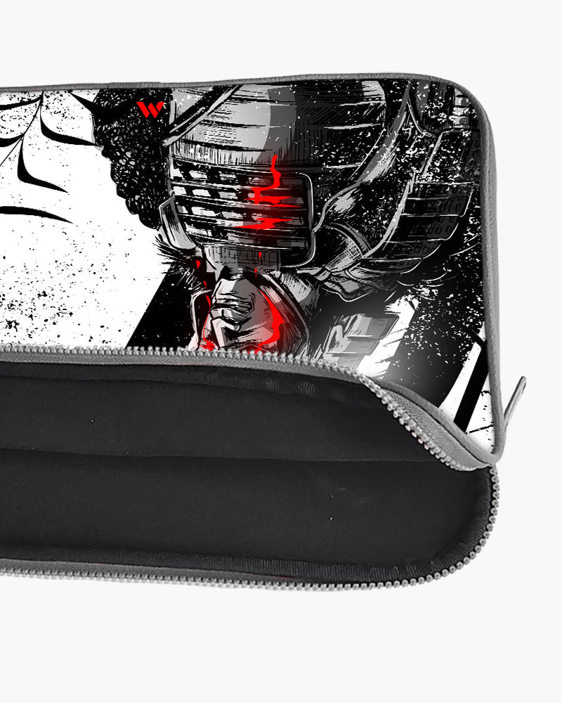 Samurai Death Incarnate MacBook / Laptop-Sleeve Mobile Case by CoverMeUp - Style 17