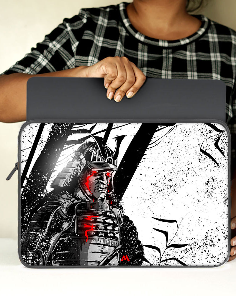 Samurai Death Incarnate MacBook / Laptop-Sleeve Mobile Case by CoverMeUp - Style 18